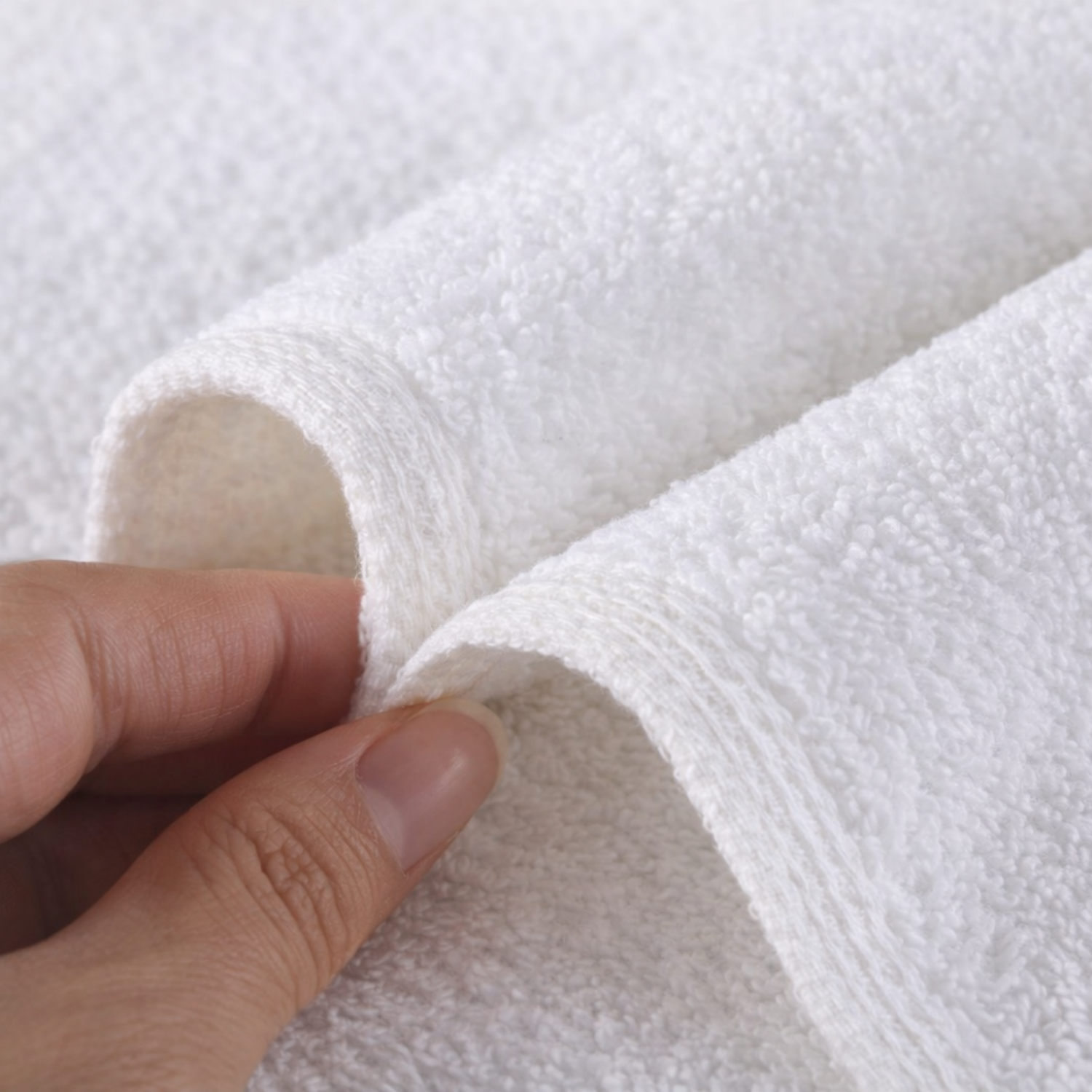 Starred hotel 100% cotton towels are soft, comfortable, and highly absorbent for hotels and resorts.