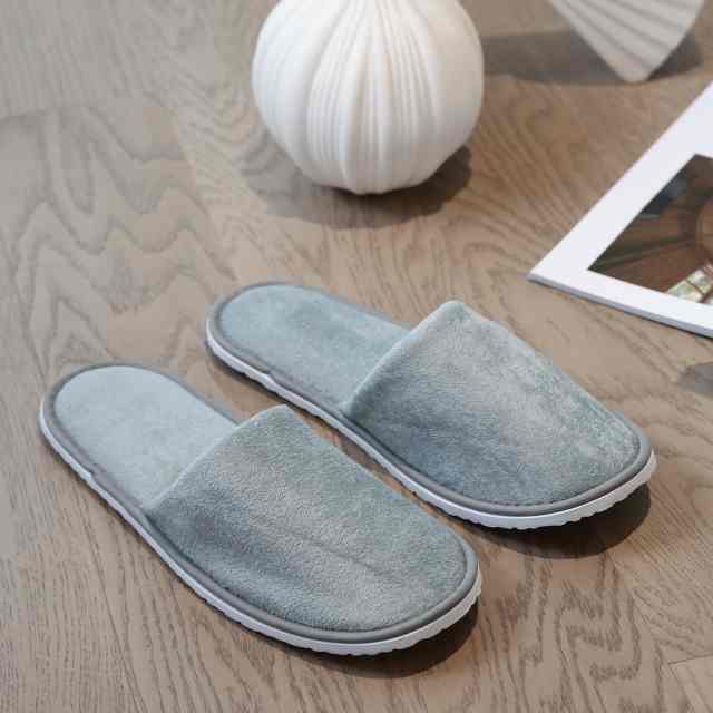 Disposable velour slippers 