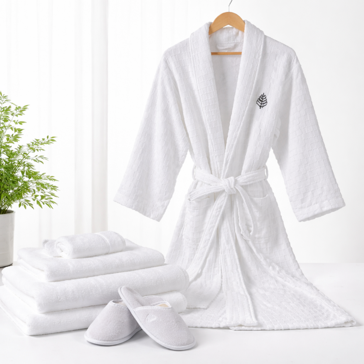 100% Cotton Jacquard Velour Hotel Bathrobe with Shawl Collar for Hotel and Resort