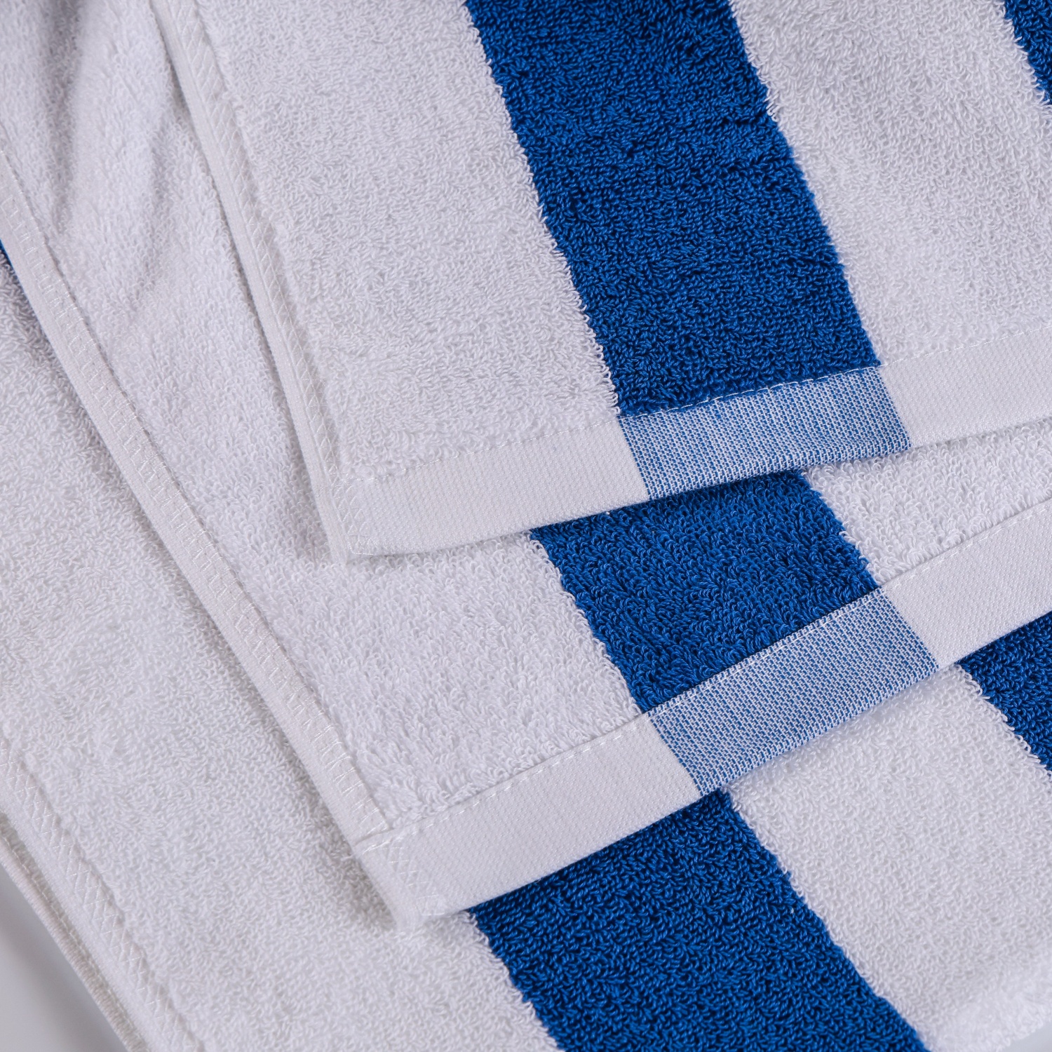 100% Cotton Striped Beach Towel Soft Absorbent for Hotel Resort Cruise