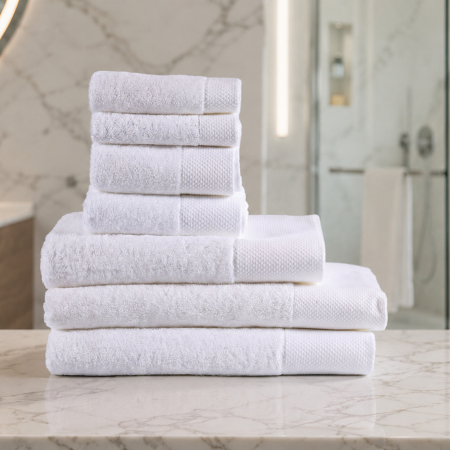 100% Cotton hotel towels are comfortable and durable, suitable for hotels, spas and resorts.